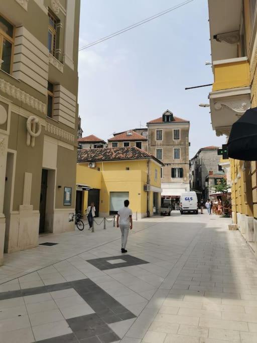 Teni Split Dış mekan fotoğraf